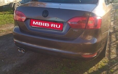 Volkswagen Jetta VII, 2011 год, 750 000 рублей, 8 фотография