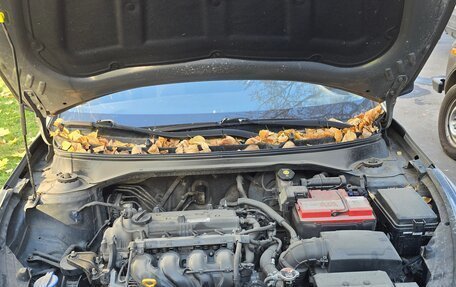 KIA Rio IV, 2018 год, 1 100 000 рублей, 2 фотография