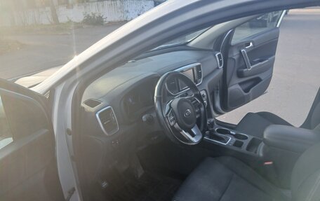 KIA Sportage IV рестайлинг, 2019 год, 2 050 000 рублей, 8 фотография