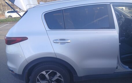 KIA Sportage IV рестайлинг, 2019 год, 2 050 000 рублей, 20 фотография