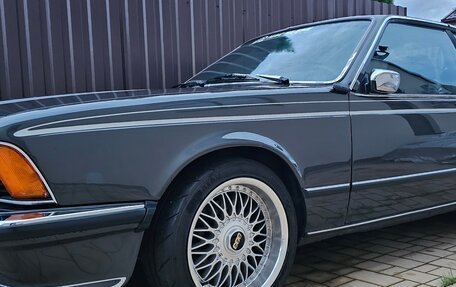 BMW 6 серия, 1986 год, 2 400 000 рублей, 5 фотография
