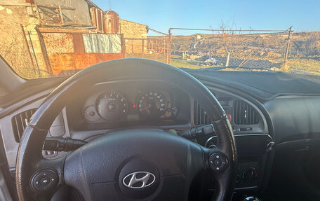 Hyundai Elantra III рестайлинг, 2003 год, 510 000 рублей, 32 фотография