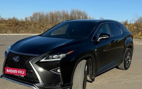 Lexus RX IV рестайлинг, 2019 год, 3 800 000 рублей, 6 фотография
