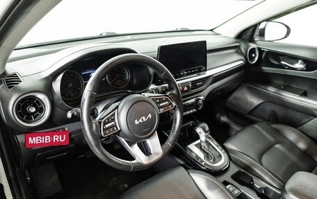 KIA K3, 2022 год, 2 350 000 рублей, 11 фотография