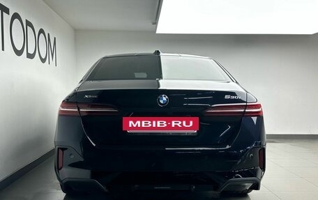 BMW 5 серия, 2024 год, 7 950 000 рублей, 7 фотография