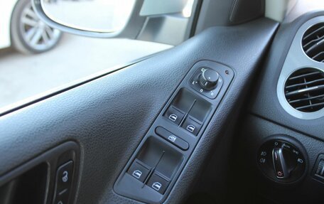 Volkswagen Tiguan I, 2012 год, 1 369 000 рублей, 9 фотография