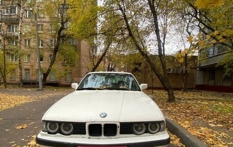 BMW 5 серия, 1991 год, 410 000 рублей, 1 фотография