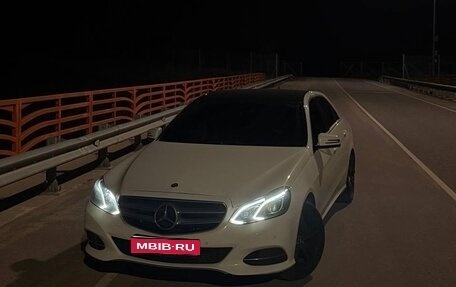 Mercedes-Benz E-Класс, 2013 год, 1 800 000 рублей, 1 фотография