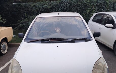 Toyota Vitz, 2001 год, 350 000 рублей, 2 фотография