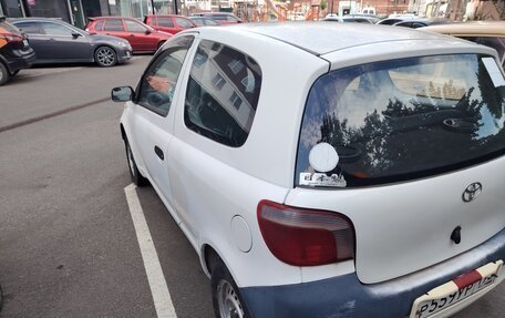 Toyota Vitz, 2001 год, 350 000 рублей, 4 фотография