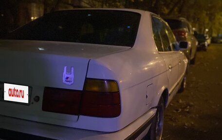 BMW 5 серия, 1991 год, 410 000 рублей, 13 фотография
