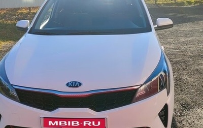 KIA Rio IV, 2021 год, 1 390 000 рублей, 1 фотография