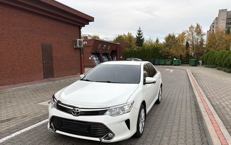Toyota Camry, 2014 год, 2 000 000 рублей, 2 фотография