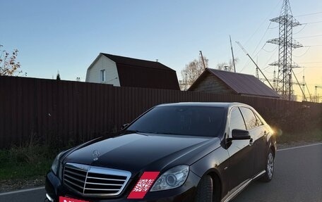 Mercedes-Benz E-Класс, 2011 год, 1 150 000 рублей, 2 фотография