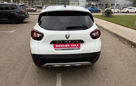 Renault Kaptur I рестайлинг, 2021 год, 1 700 000 рублей, 3 фотография