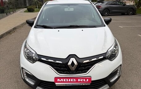 Renault Kaptur I рестайлинг, 2021 год, 1 700 000 рублей, 2 фотография