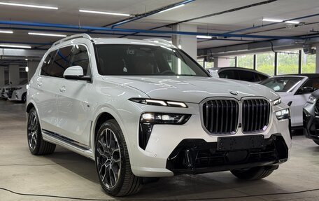 BMW X7, 2023 год, 15 490 000 рублей, 2 фотография
