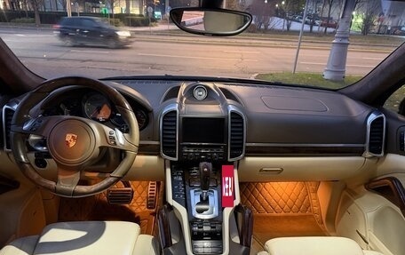 Porsche Cayenne III, 2012 год, 2 100 000 рублей, 10 фотография