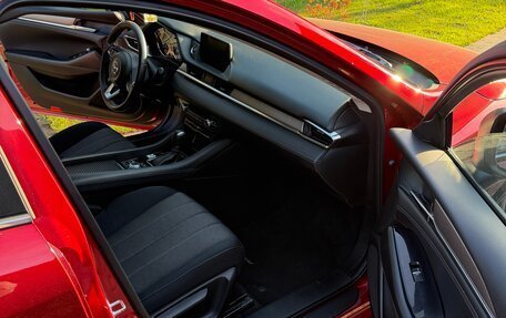 Mazda 6, 2019 год, 2 250 000 рублей, 3 фотография