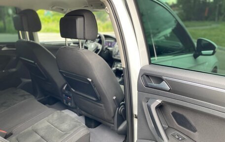 Volkswagen Tiguan II, 2017 год, 2 650 000 рублей, 5 фотография