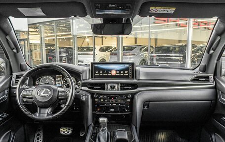 Lexus LX III, 2019 год, 6 550 000 рублей, 26 фотография