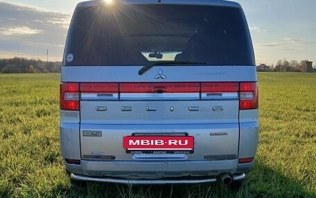 Mitsubishi Delica D:5 I, 2012 год, 1 100 000 рублей, 3 фотография