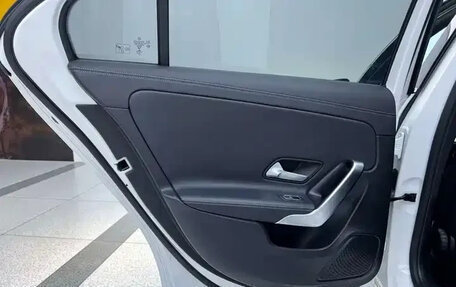 Mercedes-Benz A-Класс, 2022 год, 1 744 000 рублей, 12 фотография