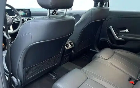 Mercedes-Benz A-Класс, 2022 год, 1 744 000 рублей, 13 фотография