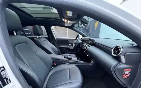 Mercedes-Benz A-Класс, 2022 год, 1 744 000 рублей, 18 фотография