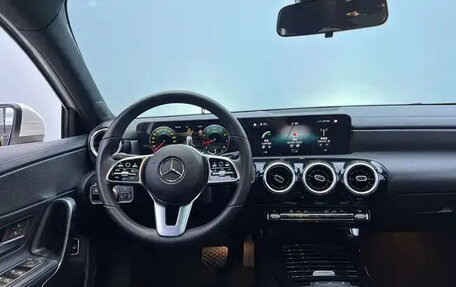 Mercedes-Benz A-Класс, 2022 год, 1 744 000 рублей, 21 фотография