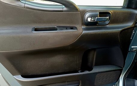 Nissan Serena III, 2009 год, 850 000 рублей, 15 фотография