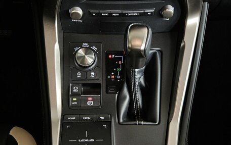 Lexus NX I, 2019 год, 3 250 000 рублей, 21 фотография