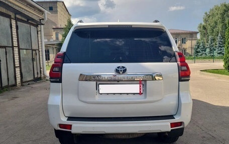 Toyota Land Cruiser Prado 150 рестайлинг, 2018 год, 3 900 000 рублей, 3 фотография