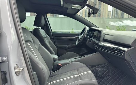 Volkswagen Golf VIII, 2023 год, 1 690 000 рублей, 10 фотография