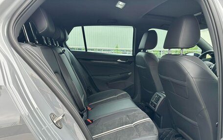 Volkswagen Golf VIII, 2023 год, 1 690 000 рублей, 12 фотография