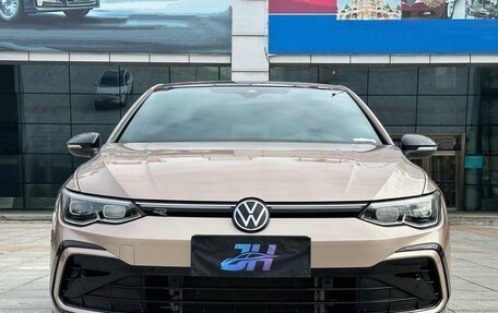 Volkswagen Golf VIII, 2022 год, 1 680 000 рублей, 2 фотография