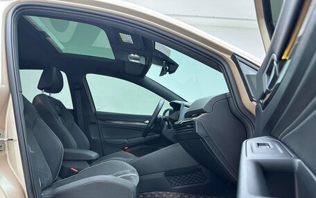 Volkswagen Golf VIII, 2022 год, 1 680 000 рублей, 8 фотография