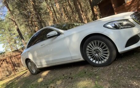 Mercedes-Benz C-Класс, 2018 год, 2 200 000 рублей, 4 фотография