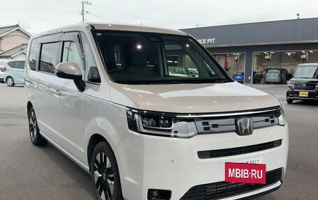 Honda Stepwgn, 2023 год, 2 250 700 рублей, 3 фотография