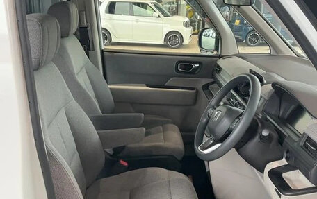 Honda Stepwgn, 2023 год, 2 250 700 рублей, 16 фотография