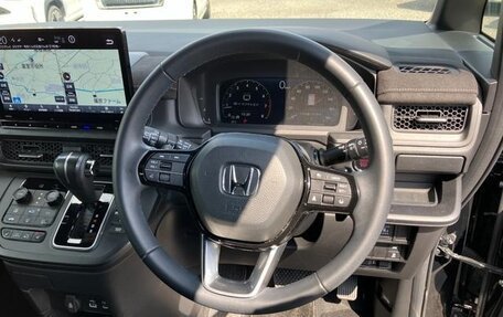 Honda Stepwgn, 2023 год, 2 310 700 рублей, 11 фотография