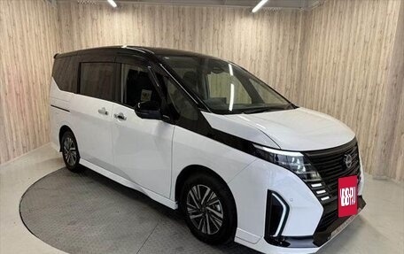 Nissan Serena, 2023 год, 2 210 700 рублей, 2 фотография