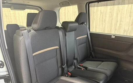 Nissan Serena, 2023 год, 2 210 700 рублей, 18 фотография
