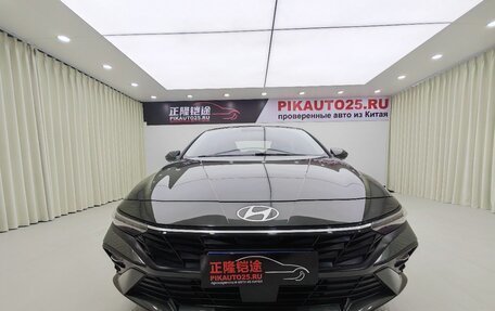 Hyundai Elantra, 2023 год, 1 500 000 рублей, 2 фотография