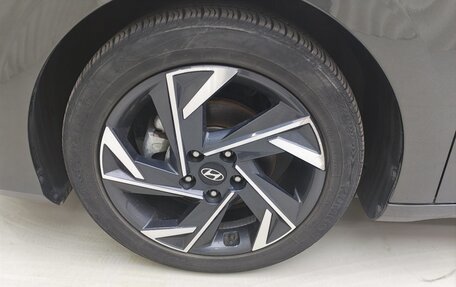 Hyundai Elantra, 2023 год, 1 500 000 рублей, 11 фотография