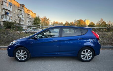 Hyundai Solaris II рестайлинг, 2011 год, 750 000 рублей, 1 фотография