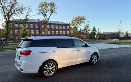KIA Carnival III, 2020 год, 2 995 000 рублей, 6 фотография