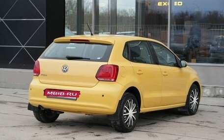 Volkswagen Polo VI (EU Market), 2011 год, 720 000 рублей, 5 фотография