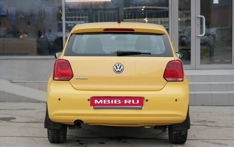 Volkswagen Polo VI (EU Market), 2011 год, 720 000 рублей, 6 фотография