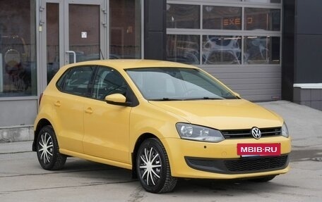 Volkswagen Polo VI (EU Market), 2011 год, 720 000 рублей, 3 фотография